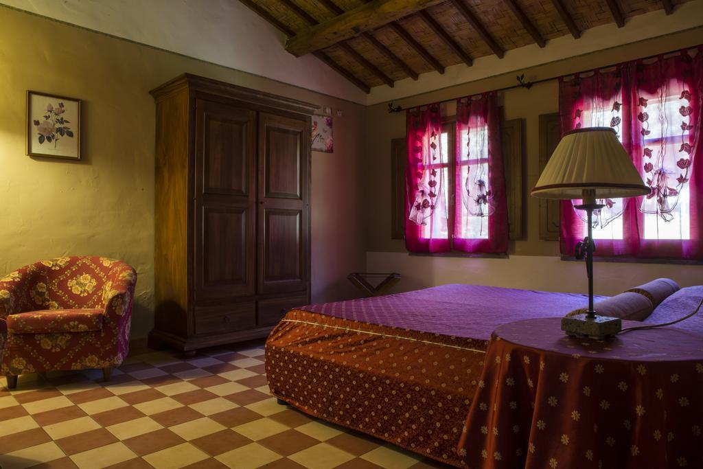 Country Hotel Mandra Edera Abbasanta Ruang foto